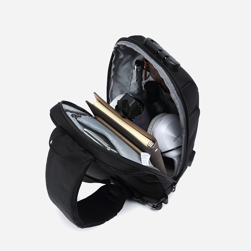 UrbanGuard™ Crossbody Chest Bag – USB Charging