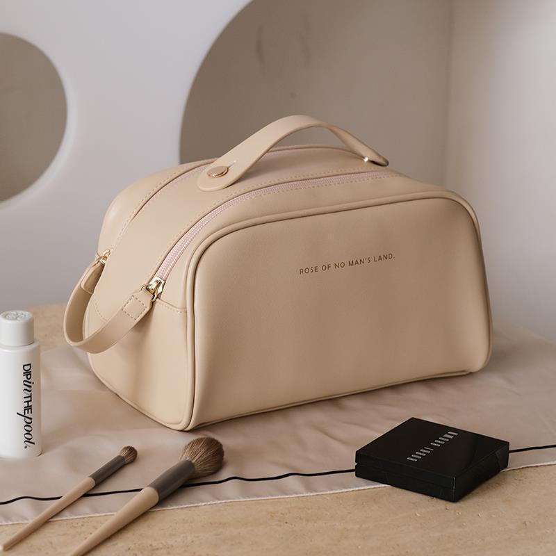 JetSet Chic™ Double Zipper Toast Cosmetic Bag